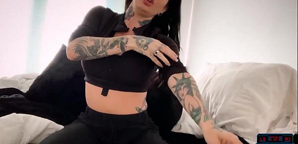  Emo MILF pornstar Joanna Angel homemade masturbation video